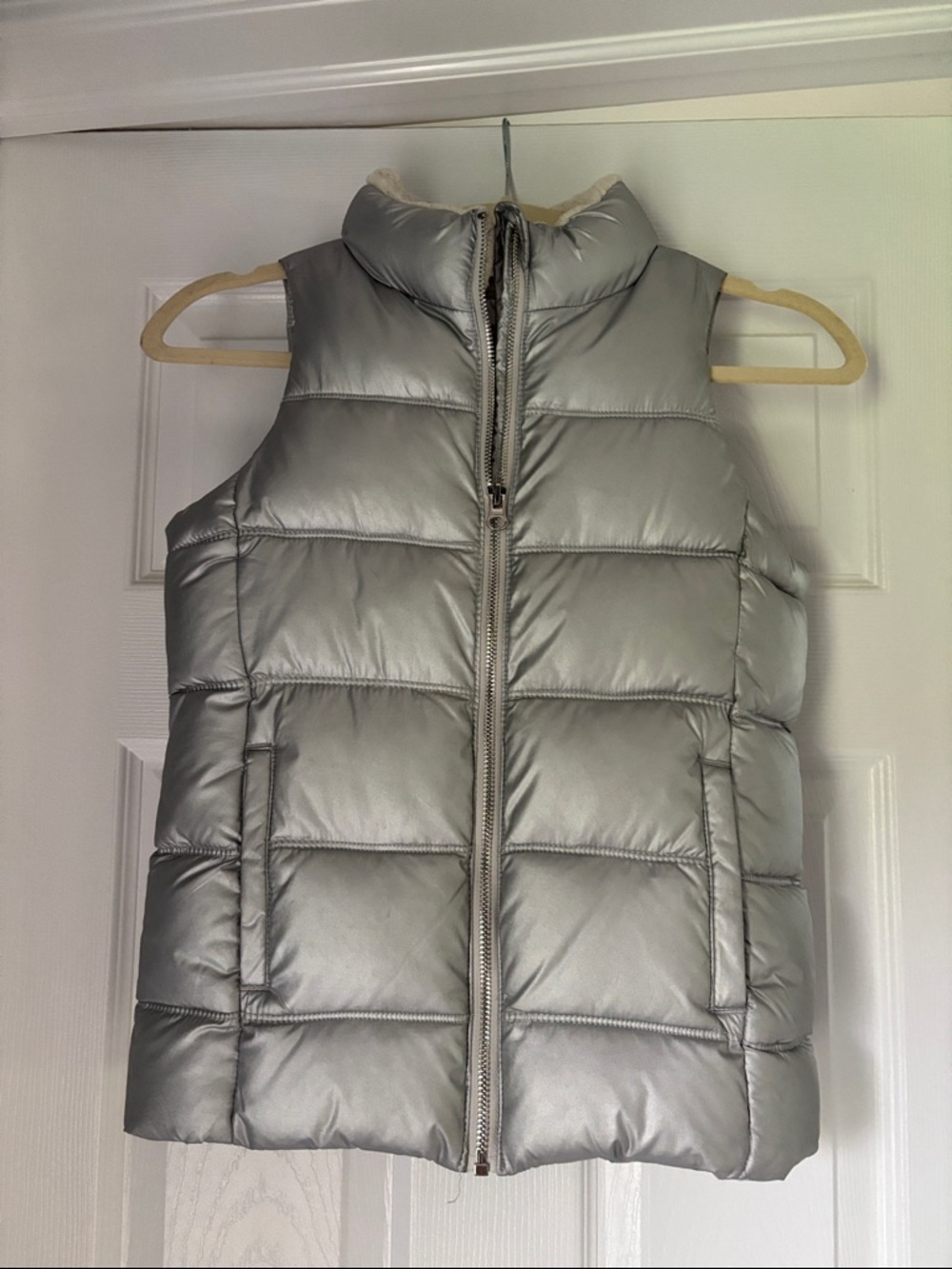 Old Navy Light Silver Quilted Puffer Vest